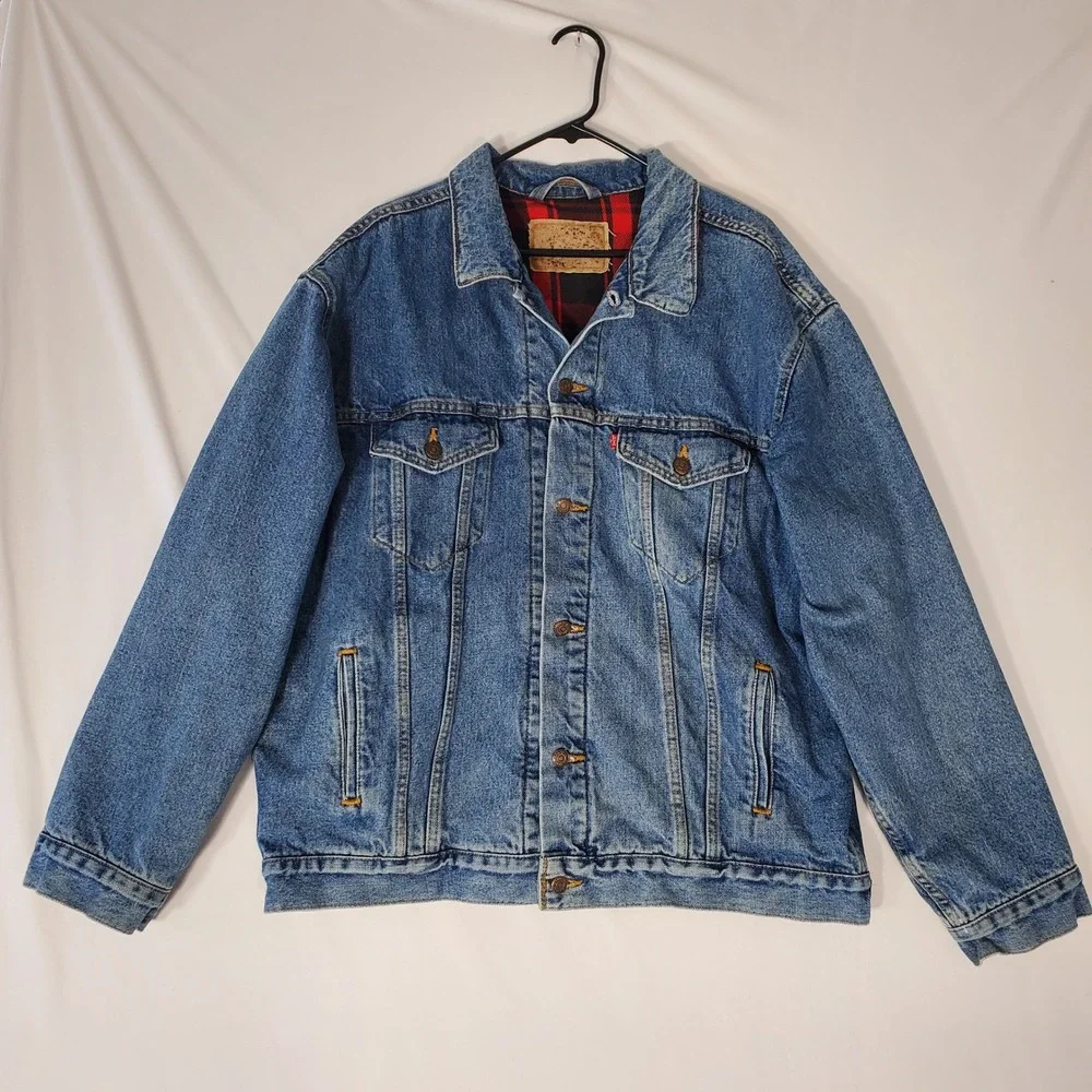 Vintage Levis Flannel Lined Denim Trucker Jacket Made in USA Blue Plaid 70427